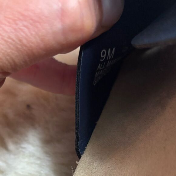 Cliffs by WHITE MOUNTAIN Blue Sandals with Buckle and Comfort Footbed - Picture 6 of 6